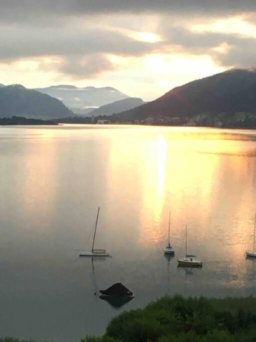 Appartement Mit Seeblick Am Ossiacher See Villach Eksteriør billede