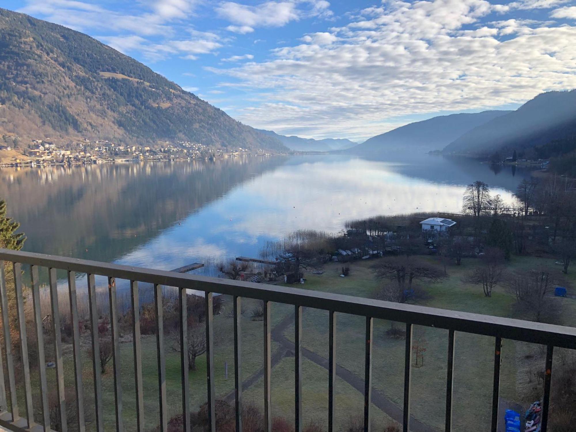 Appartement Mit Seeblick Am Ossiacher See Villach Eksteriør billede